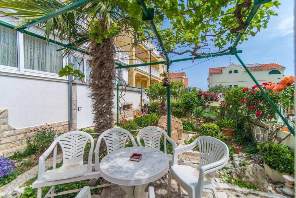 Apartmani Krizanovic Βόντιτσε Εξωτερικό φωτογραφία