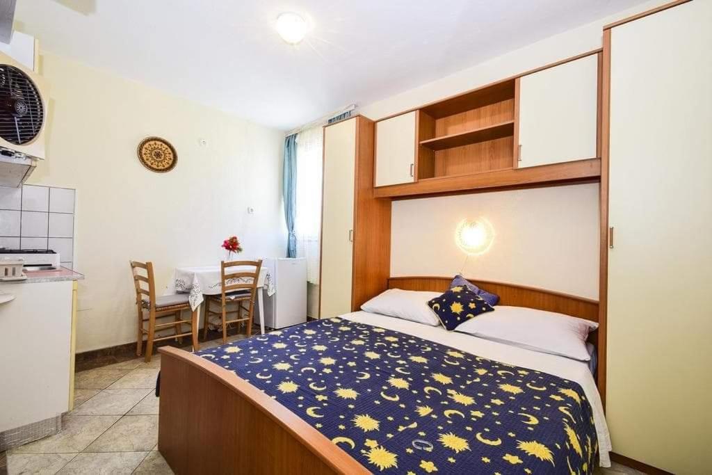 Apartmani Krizanovic Βόντιτσε Εξωτερικό φωτογραφία