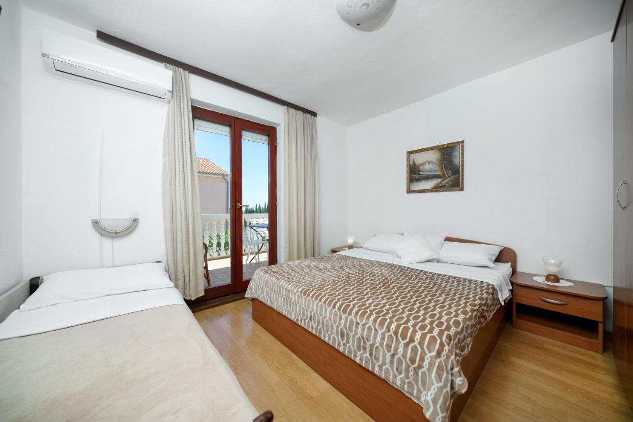 Apartmani Krizanovic Βόντιτσε Εξωτερικό φωτογραφία