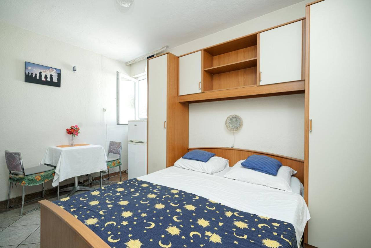 Apartmani Krizanovic Βόντιτσε Εξωτερικό φωτογραφία