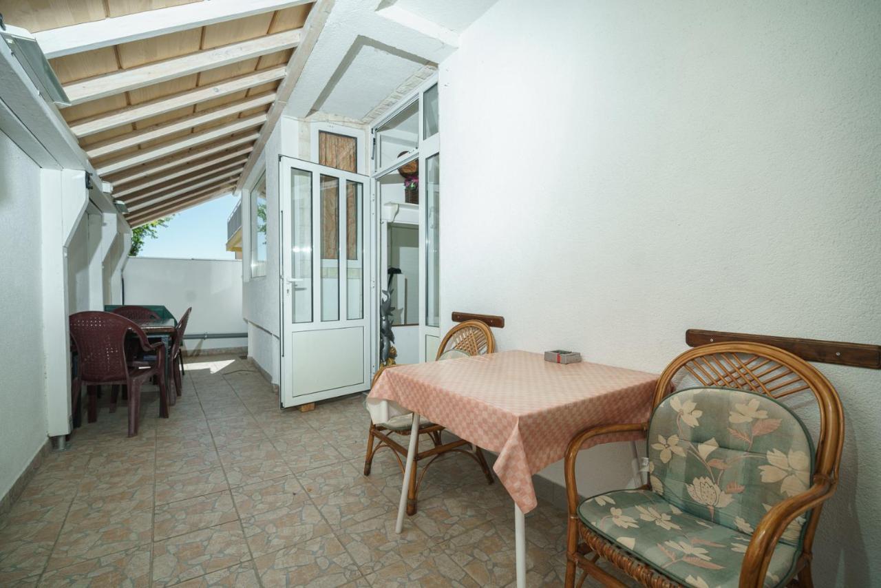 Apartmani Krizanovic Βόντιτσε Εξωτερικό φωτογραφία